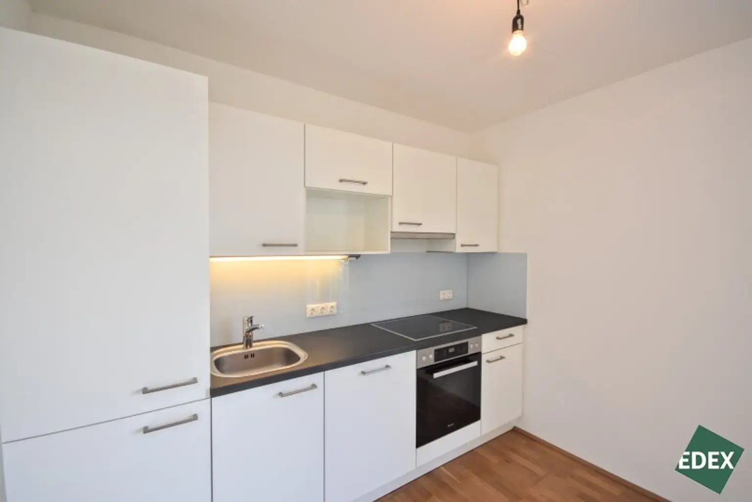 Moderne 2-Zimmer-Neubauwohnung mit Balkon in Ruhelage