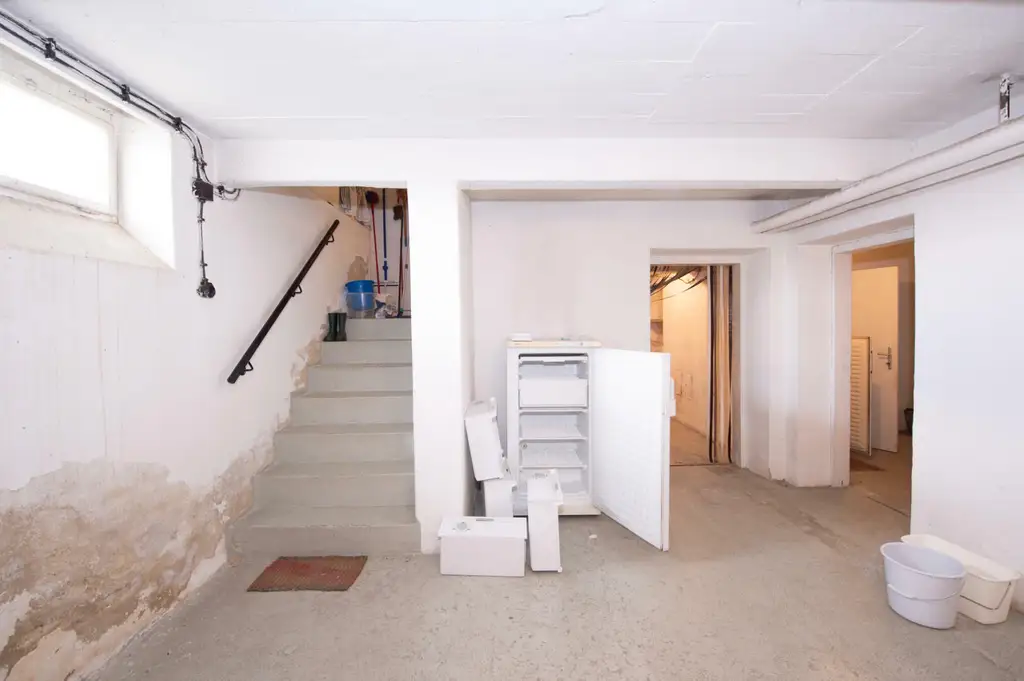 Ein Anwesen voller Möglichkeiten – großzügiges Haus mit Traumgrundstück