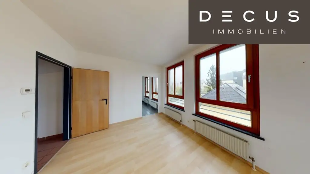 2 ZIMMER | EINBAUKÜCHE | UNWEIT DES TRAISENPARKS