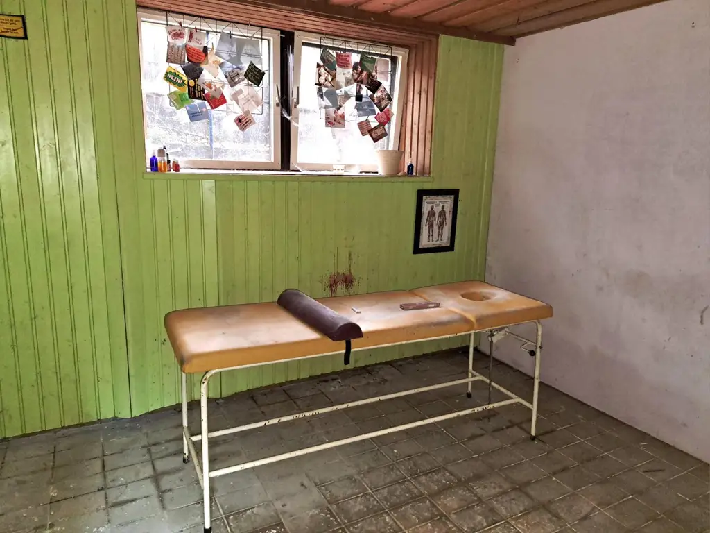 IMMOBILIE IM DORNRÖSCHENSCHLAF