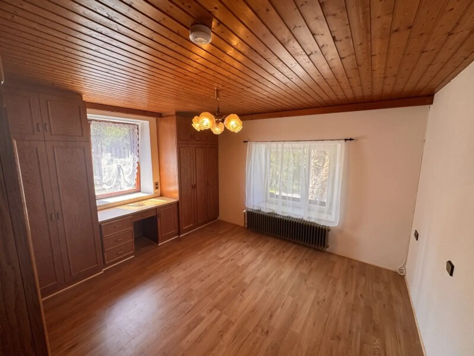 Vielseitig nutzbares Wohnhaus mit Ausbaupotenzial