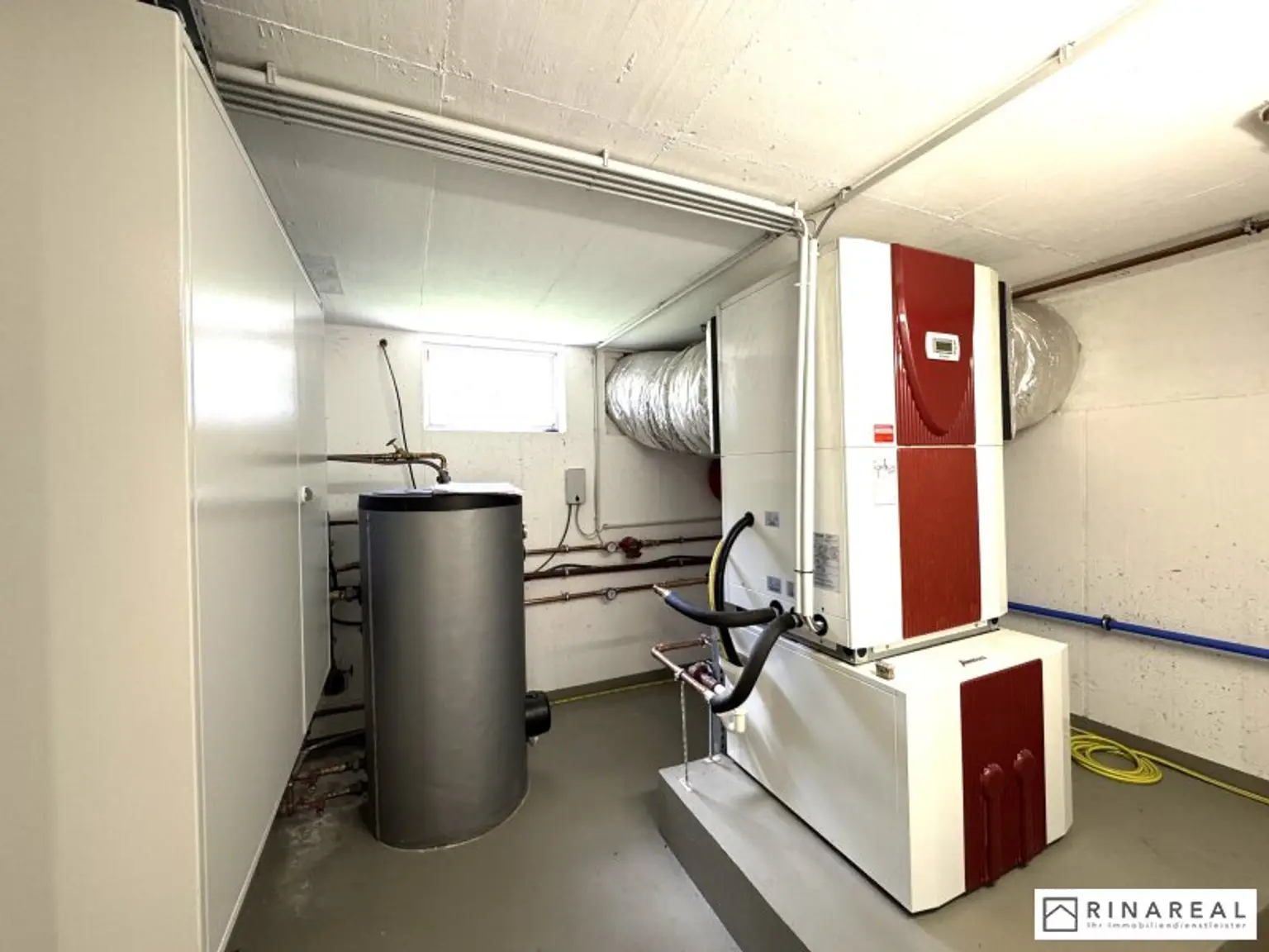 MOLLRAM - Einfamilienhaus mit ca. 1.268 m² Eigengrund | Baujahr 2009 | Sauna & Whirlpool | Luftwärmepumpe, PV-Anlage, Klimaanlage uvm.