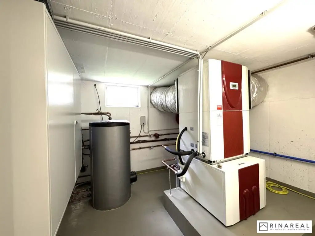 MOLLRAM - Einfamilienhaus mit ca. 1.268 m² Eigengrund | Baujahr 2009 | Sauna & Whirlpool | Luftwärmepumpe, PV-Anlage, Klimaanlage uvm.