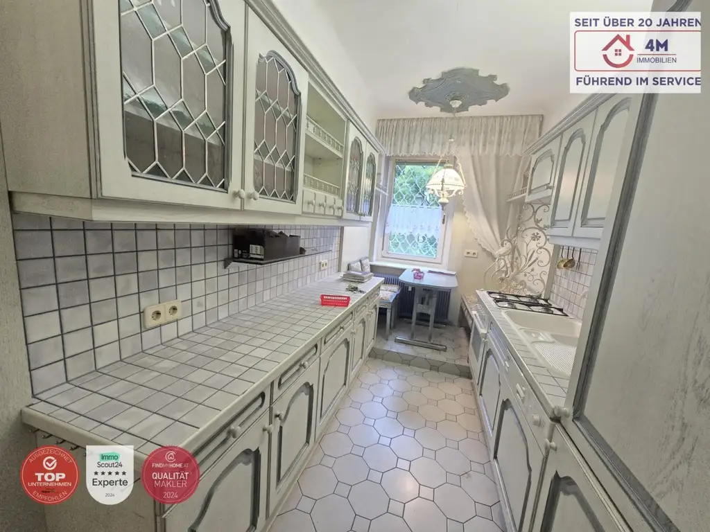 Wohnen im Grünen! Charmante Balkonwohnung in Top-Lage von Hietzing