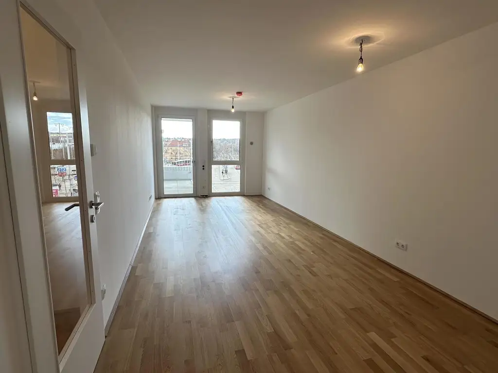 ZU HAUSE AM PULS DER STADT