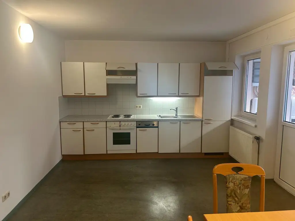 Geschäftshaus in Zentrum von Bischofshofen