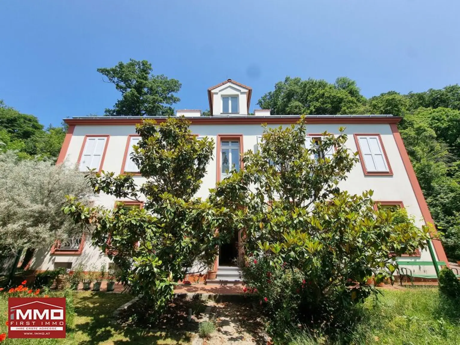 Villa mit Charme in 1190 Wien - Wohnen auf höchstem Niveau!
