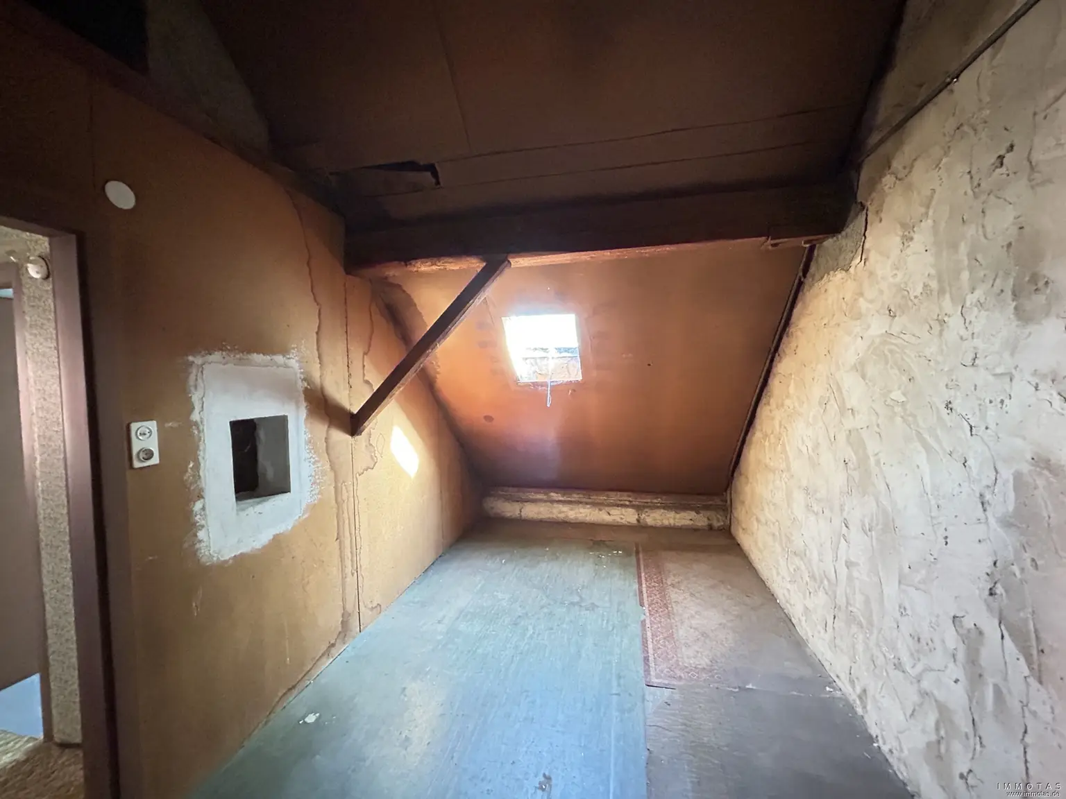 Zimmer DG nicht ausgebaut