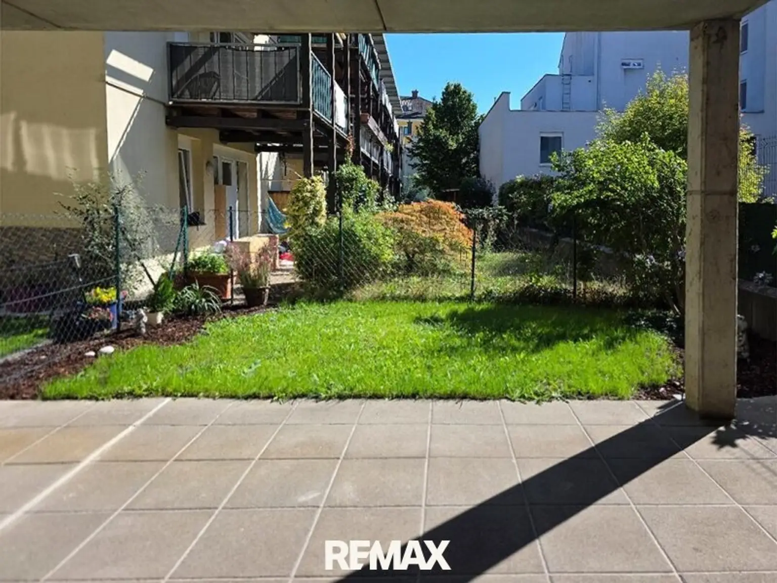 5 2000 ETW Garten