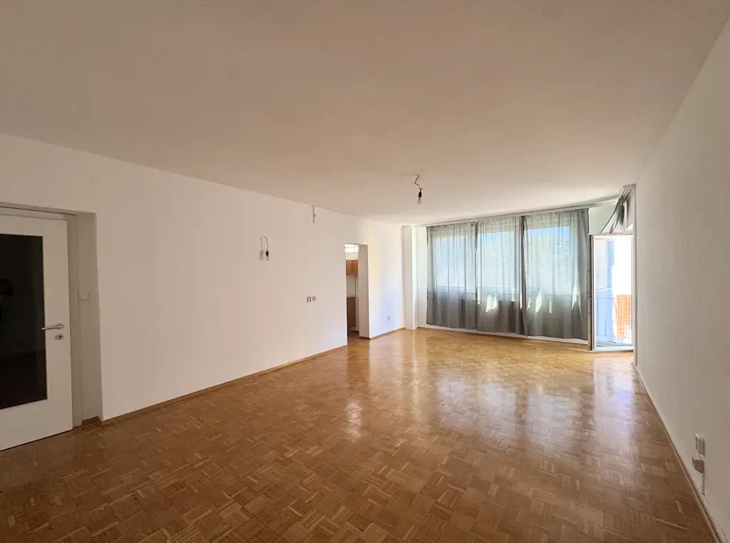 Schöne 2-Zimmer Wohnung mit idealer Infrastruktur in der Plüddemanngasse zu vermieten