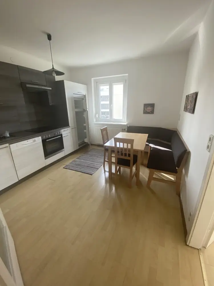 Erstbezug nach Kernsanierung – sonnige 3-Zimmer-Wohnung im Bezirk Lend!