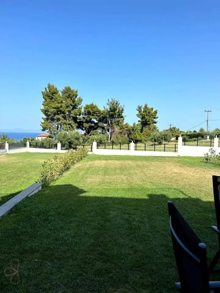 Mediterranes Luxusleben mit Meerblick – Dreistöckiges Haus mit hohem Renditepotenzial