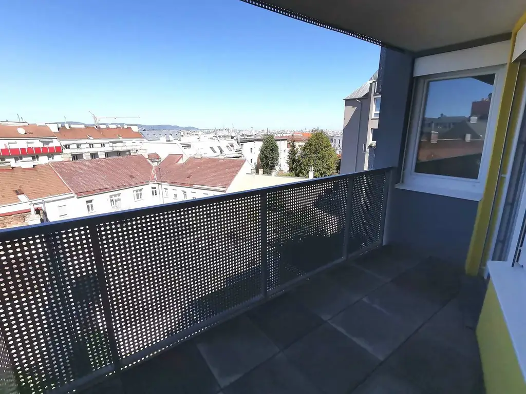 Weitblick über den Dächern Wiens - 2-Zimmer-Wohnung mit Balkon und Innenhofausrichtung
