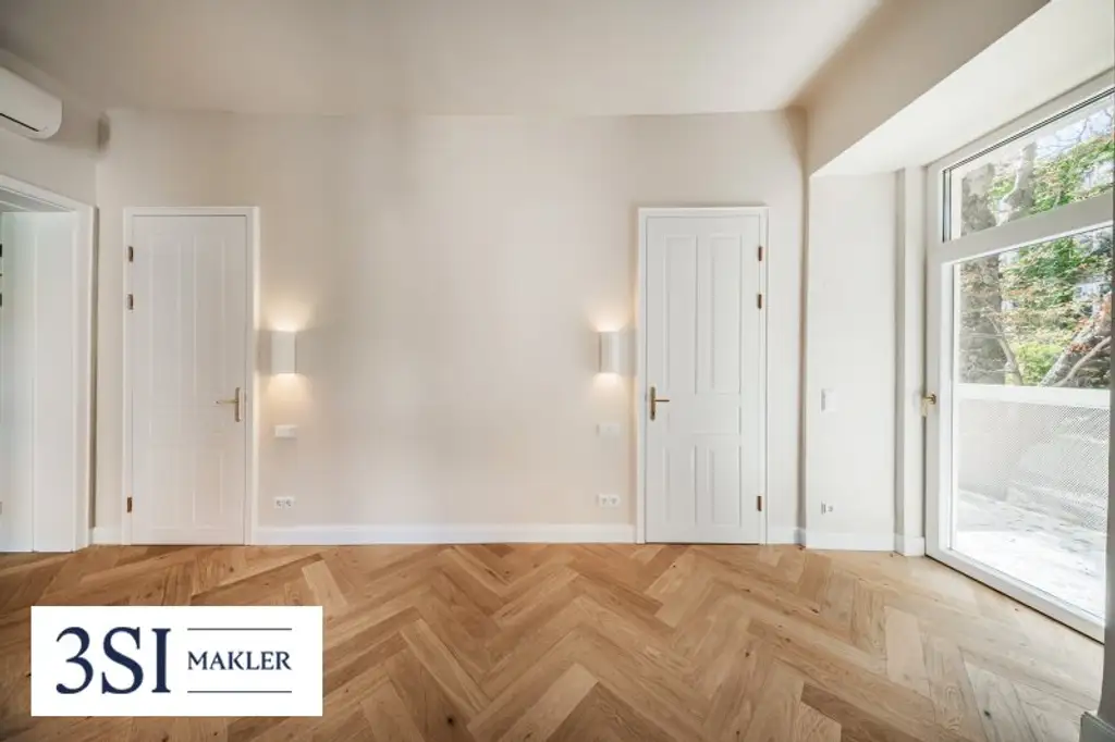 Wohnen beim Schloss Belvedere: Erstbezug im Stilaltbau mit 2 Balkonen und Klimaanlage!