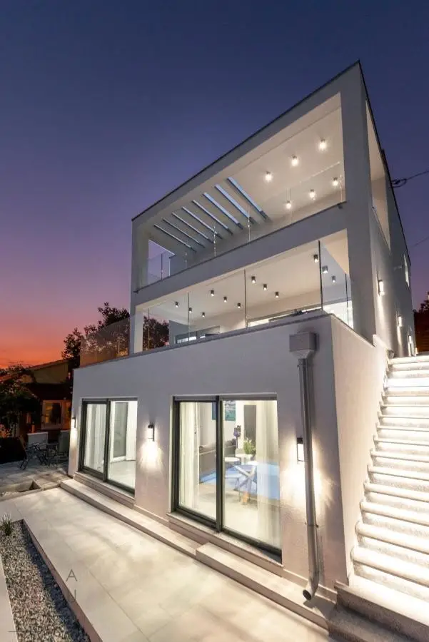 Mediterraner Rückzugsort mit Meerblick – Neubauvilla bei Dubrovnik