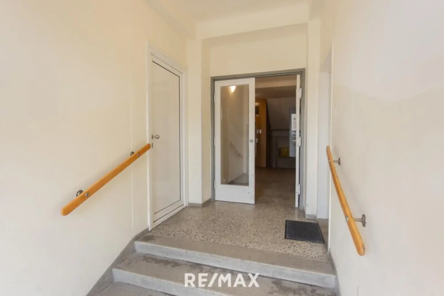 Untere_Donaustraße_17-16_1020_Wien-03