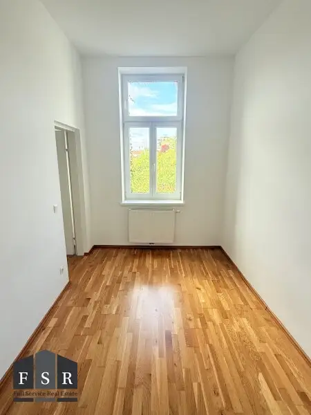 5-Zimmer-Altbauwohnung mit Balkon, lichtdurchflutet und ruhig in guter Lage des 5. Bezirks - zukünftige U-Bahnnähe