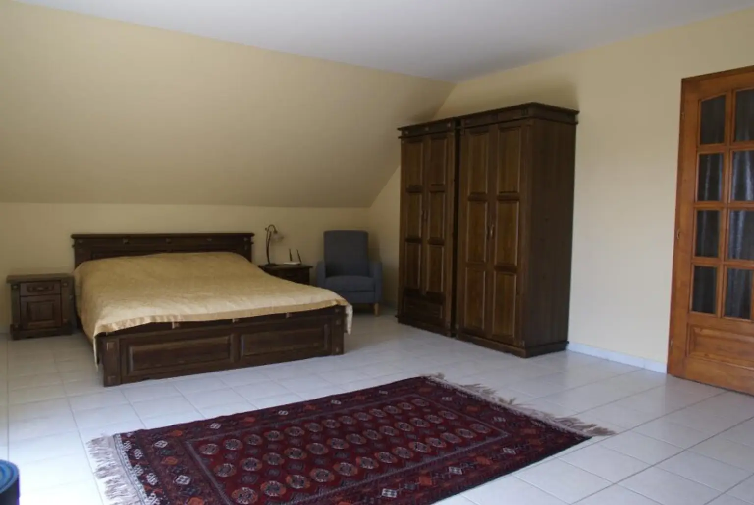 Schlafzimmer 1