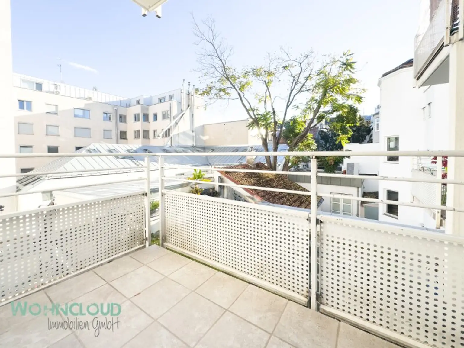 ACHTZEHN - WO WOHNEN BEGINNT!