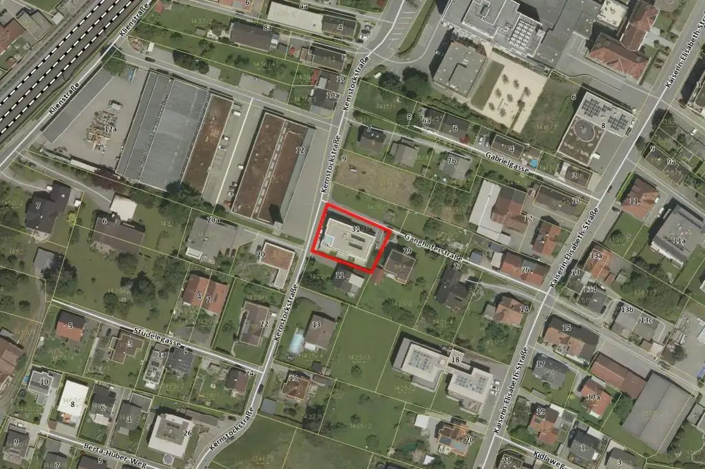 Moderne Wohnung mit Sonnenterrasse und eigenem Gartenbereich