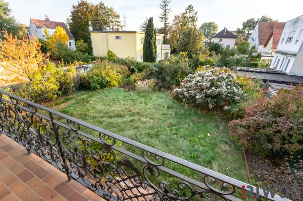 EIN- ODER ZWEIFAMILIENHAUS, gute Substanz, Modernisierungsbedarf