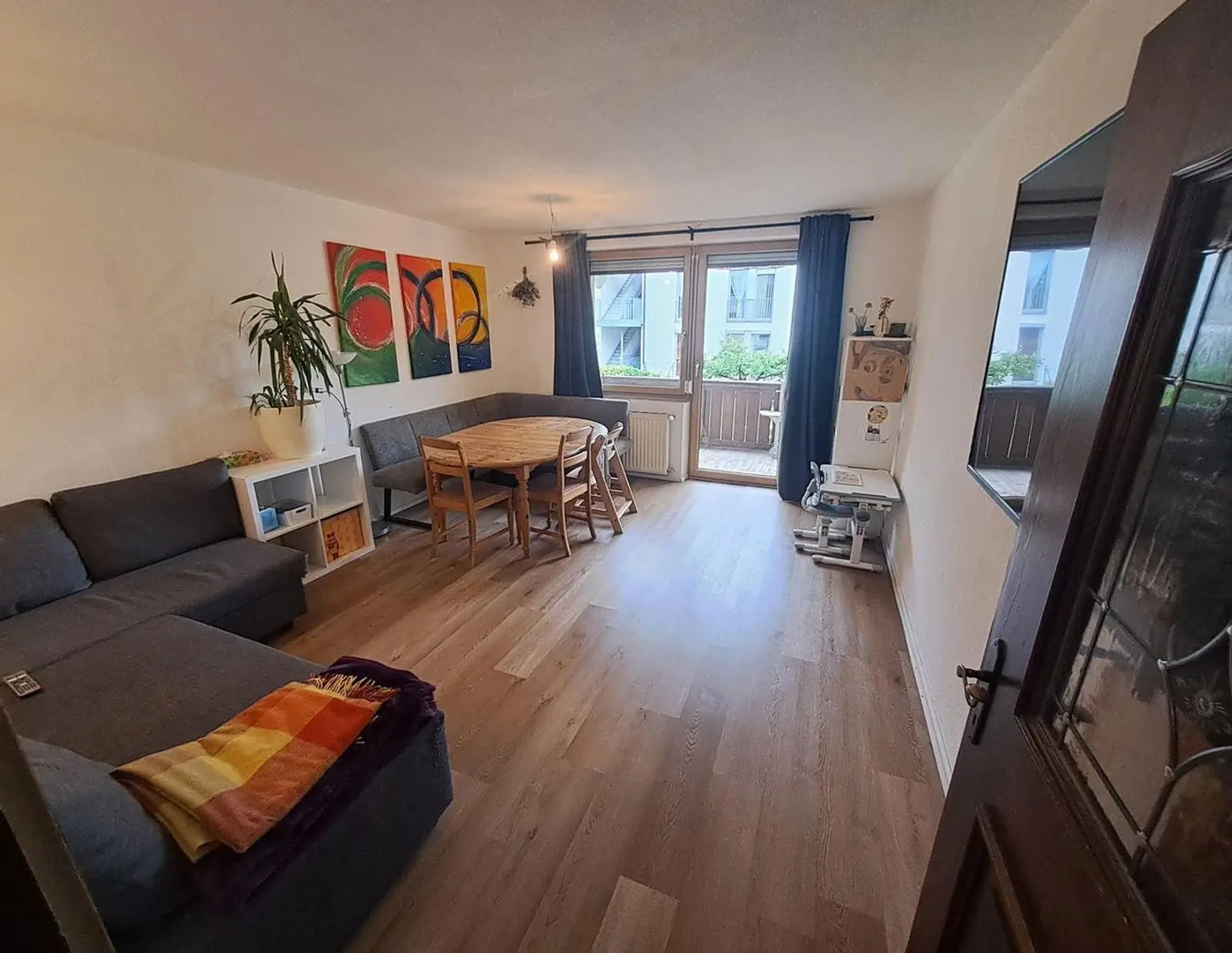 3-Zimmer-Hochparterre-Wohnung mit Südwestbalkon