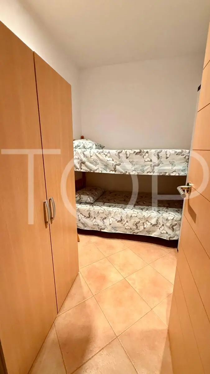 e1073f21-edd5-4c9d-9447-5bce5d6c88e7