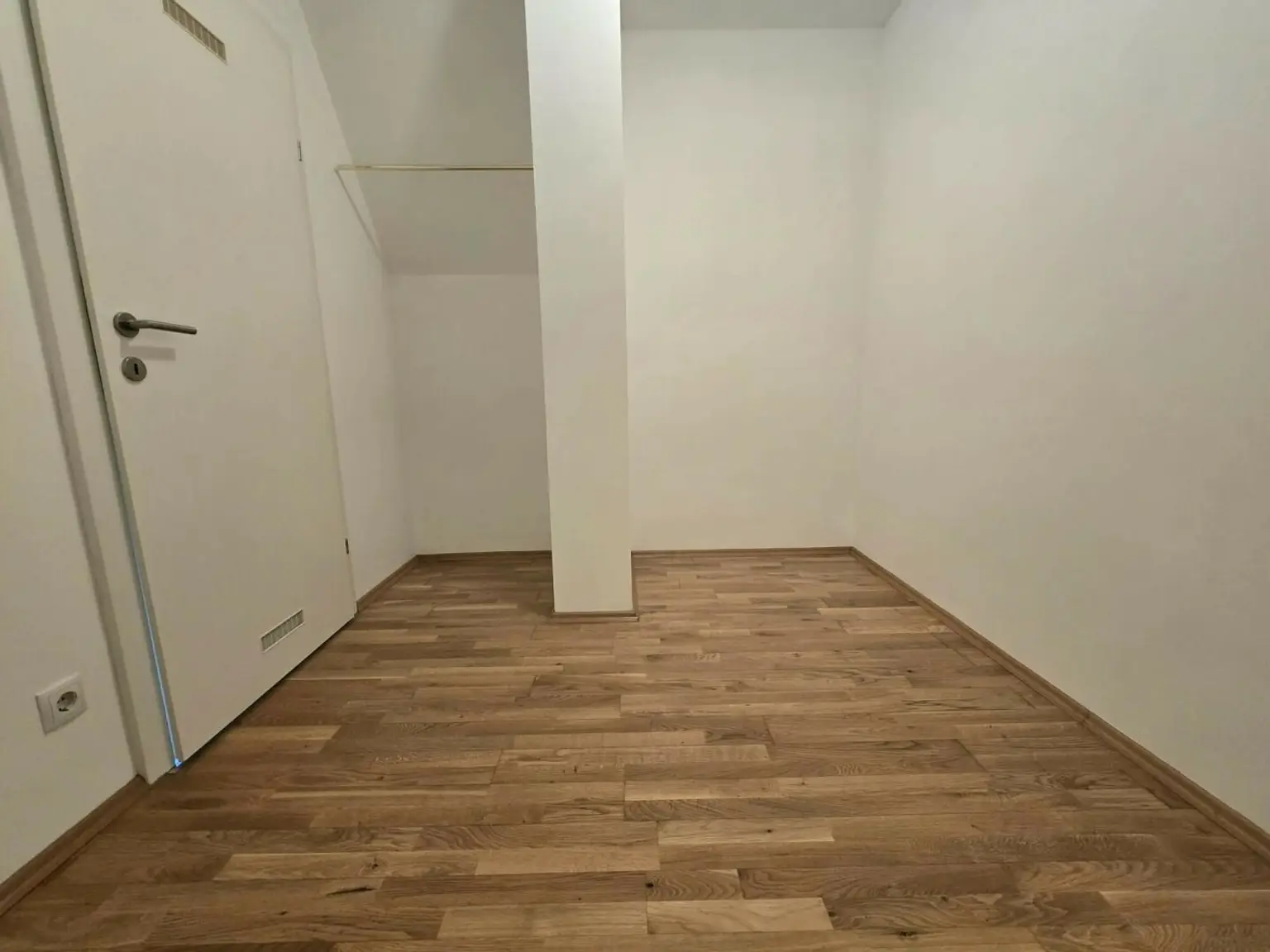 Heller Wohntraum! Zweizimmerwohnung am Südtirolerplatz!