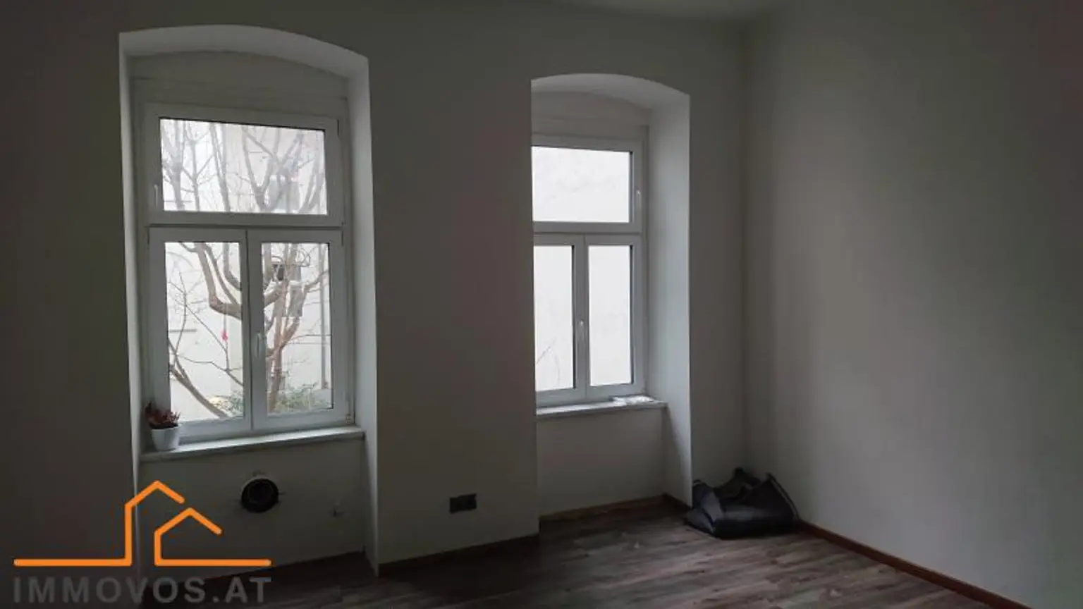 REPARATURBEDÜRFTIGE KLEINWOHNUNG -  NÄHE AKH - U6