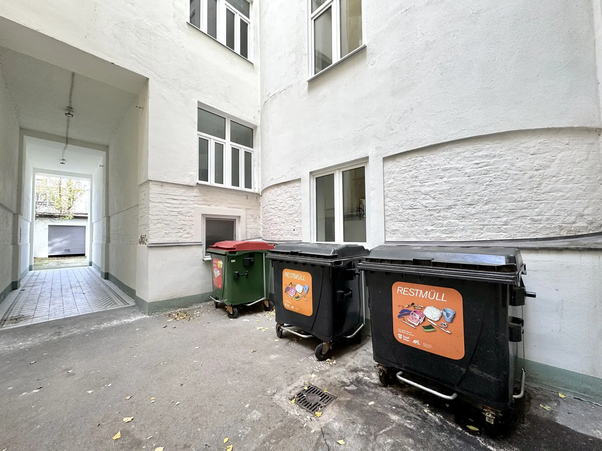 20251118_110950060_iOS