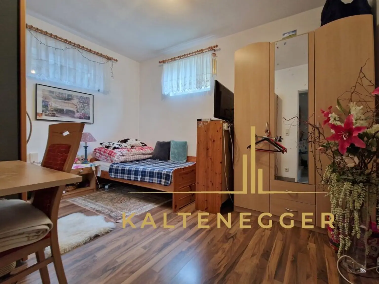 KG: Zimmer ca. 11,59 m²