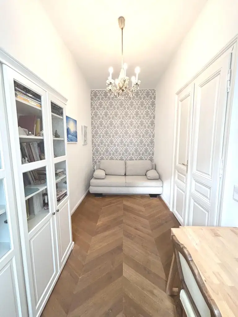 Urbaner Altbaucharme trifft modernes Wohngefühl – Ihr neues Zuhause im 9. Bezirk