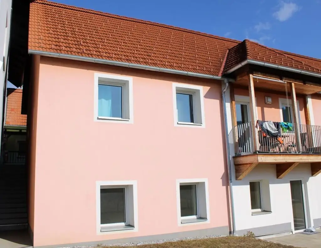 Renditeobjekt mit 3 Wohneinheiten und Garage in Sankt Marein