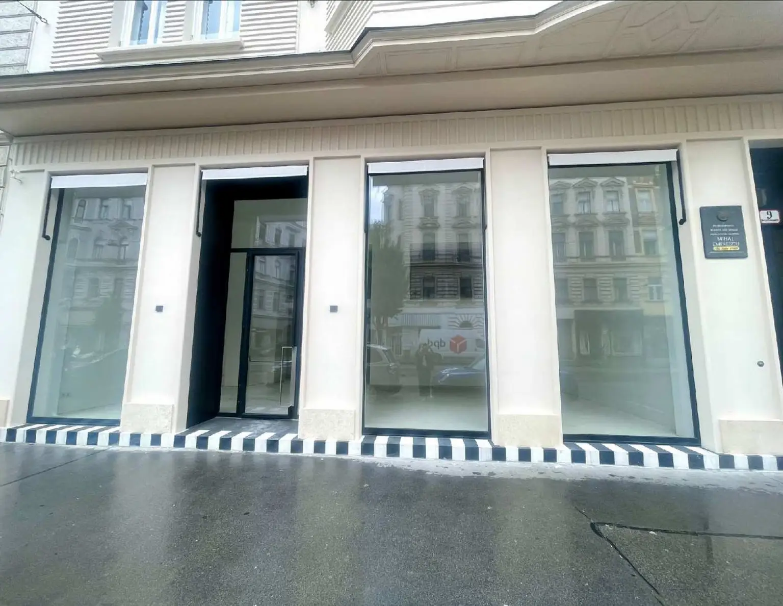 Einzigartiges Geschäftslokal in der Porzellangasse zu mieten