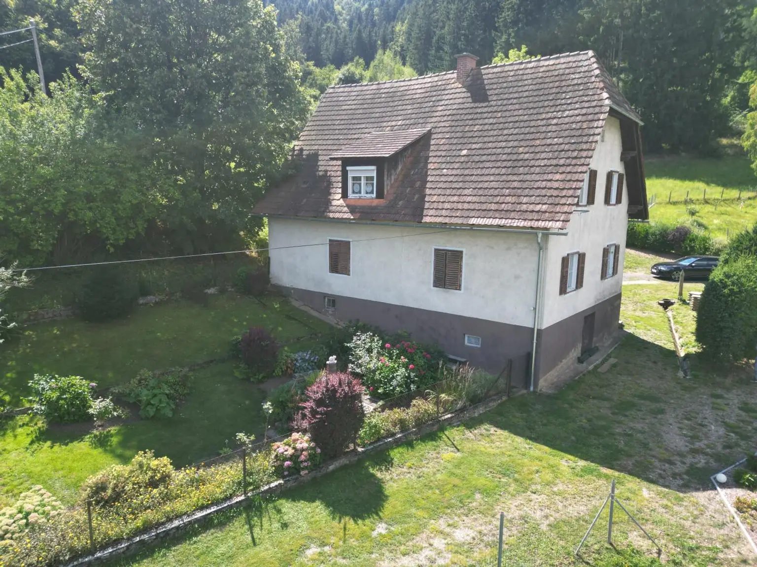 Übelbach, Wohnhaus zum sanieren mit großem Grundstück in Grünlage
