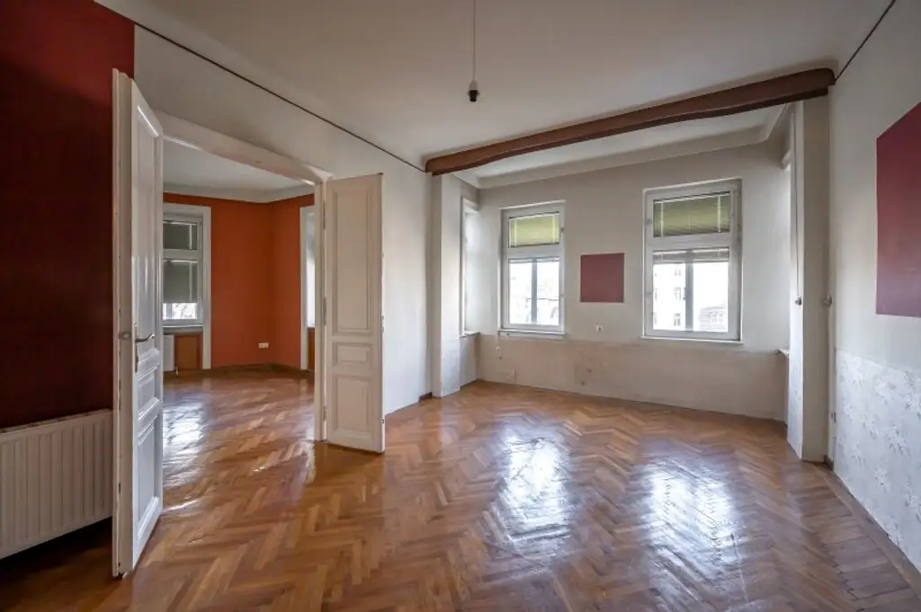 ++NEU++ 3-Zimmer Altbau-Wohnung (sanierungsbedürftig), viel Potenzial