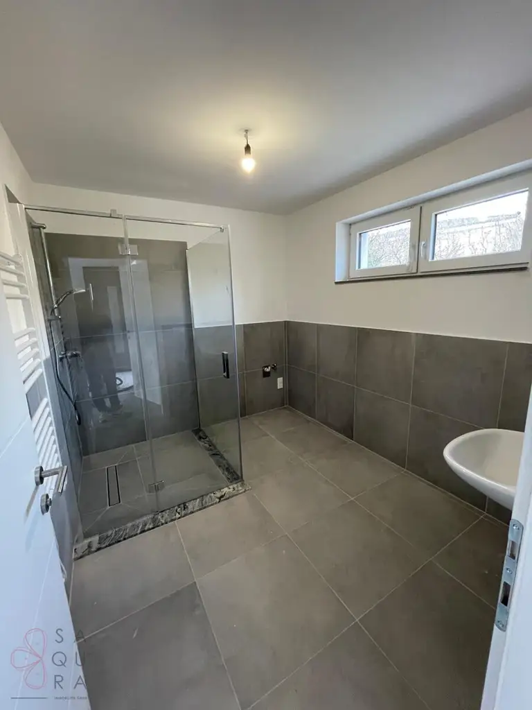 Modernes Neubauhaus für Kurzzeit- und Firmenvermietung in Gerasdorf bei Wien