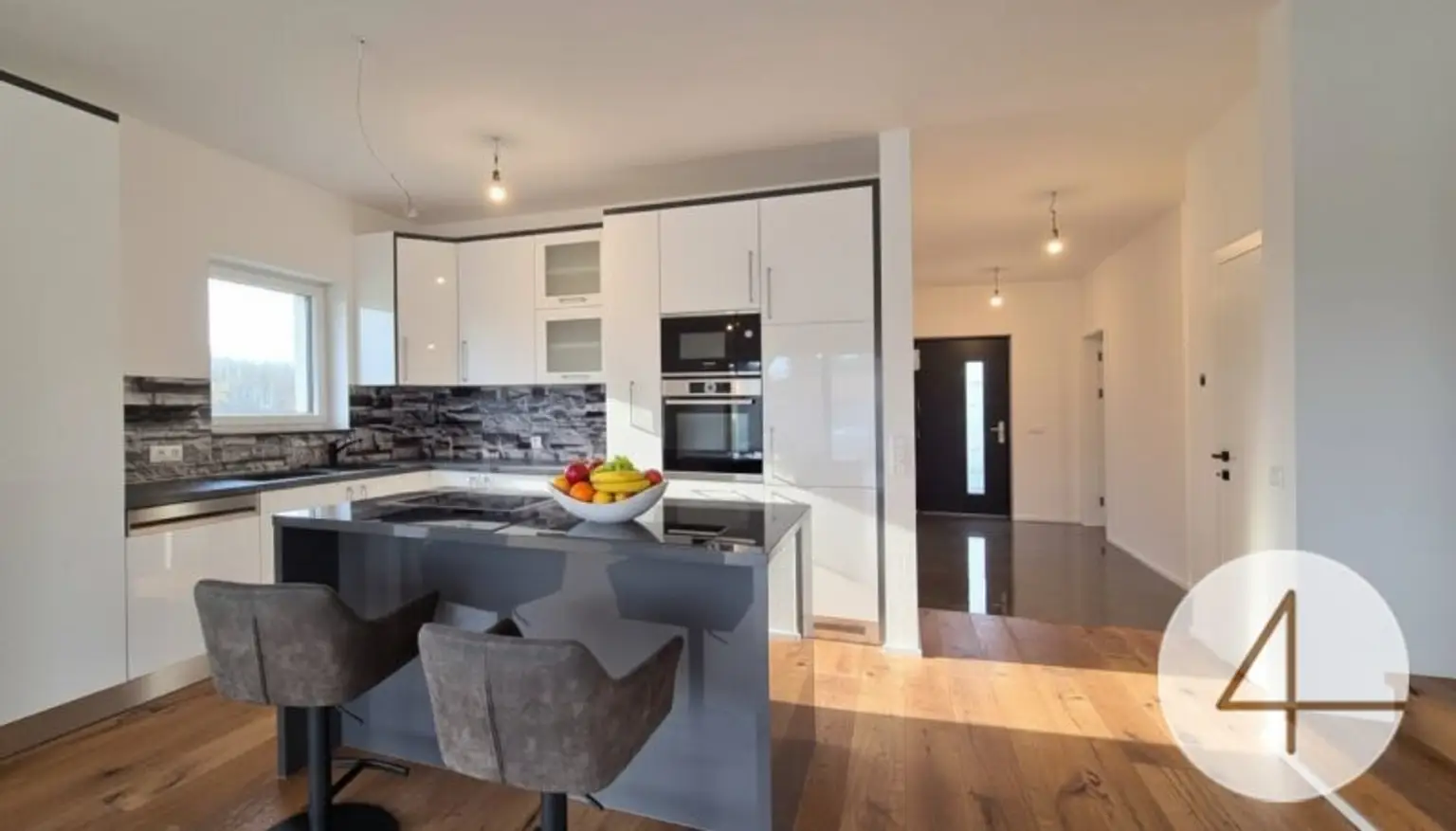 Romantische Abende bei Kerzenschein, Lagerfeuer im Garten, 156 m2 Nutzfläche + Garage 40 m2