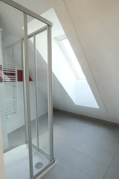 Charmante 2-Zimmer Dachgeschosswohnung bei Wilhelminenbergstraße - ab Dezember!