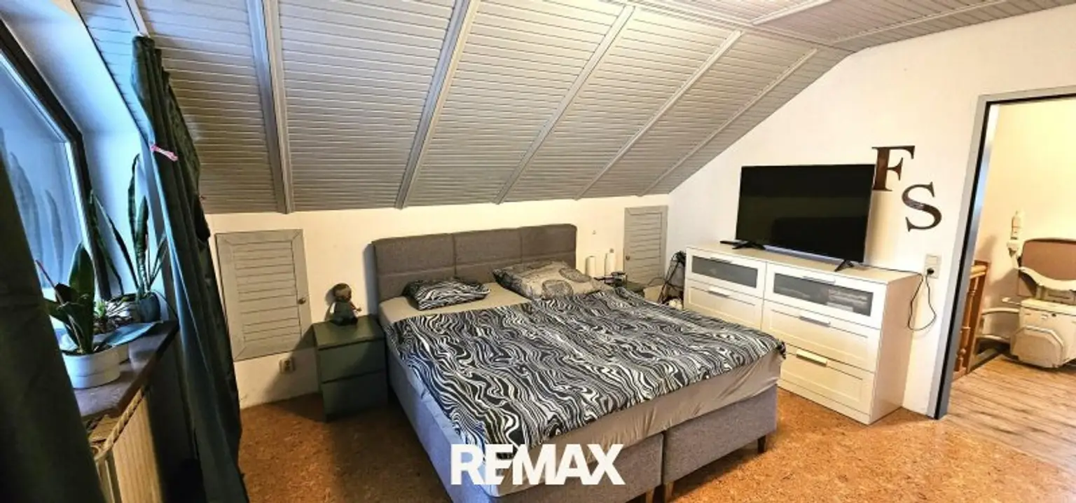 OG Schlafzimmer Top 2  2. Ansicht