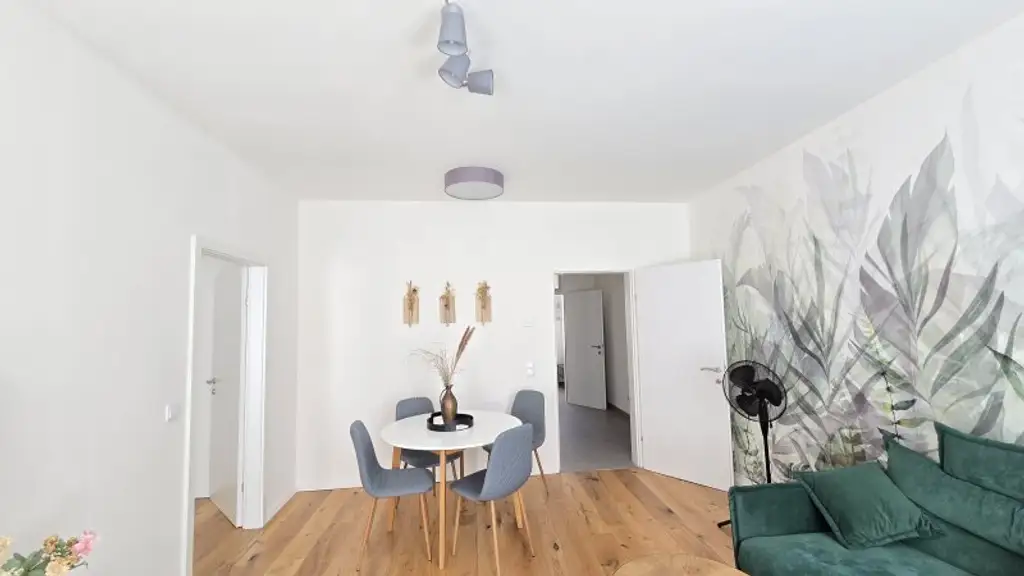 Wundervolle zwei Zimmer- Wohnung