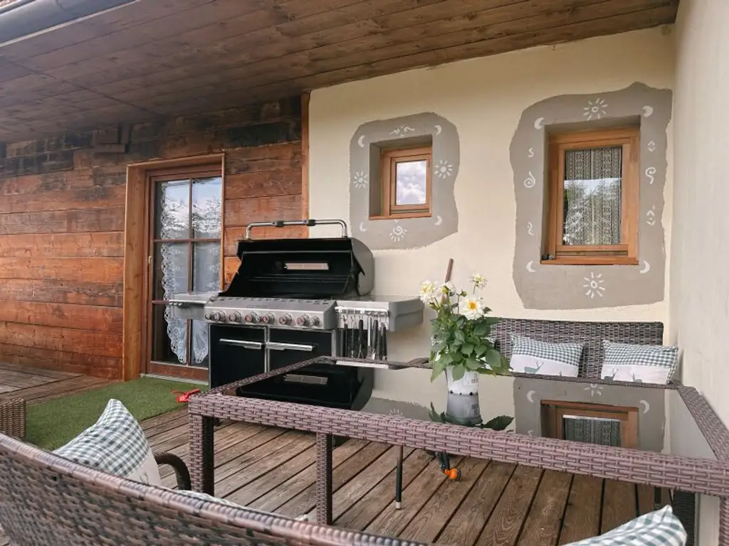 Modern trifft Neu! Schönes Landhaus mit Whirlpool und Sauna!