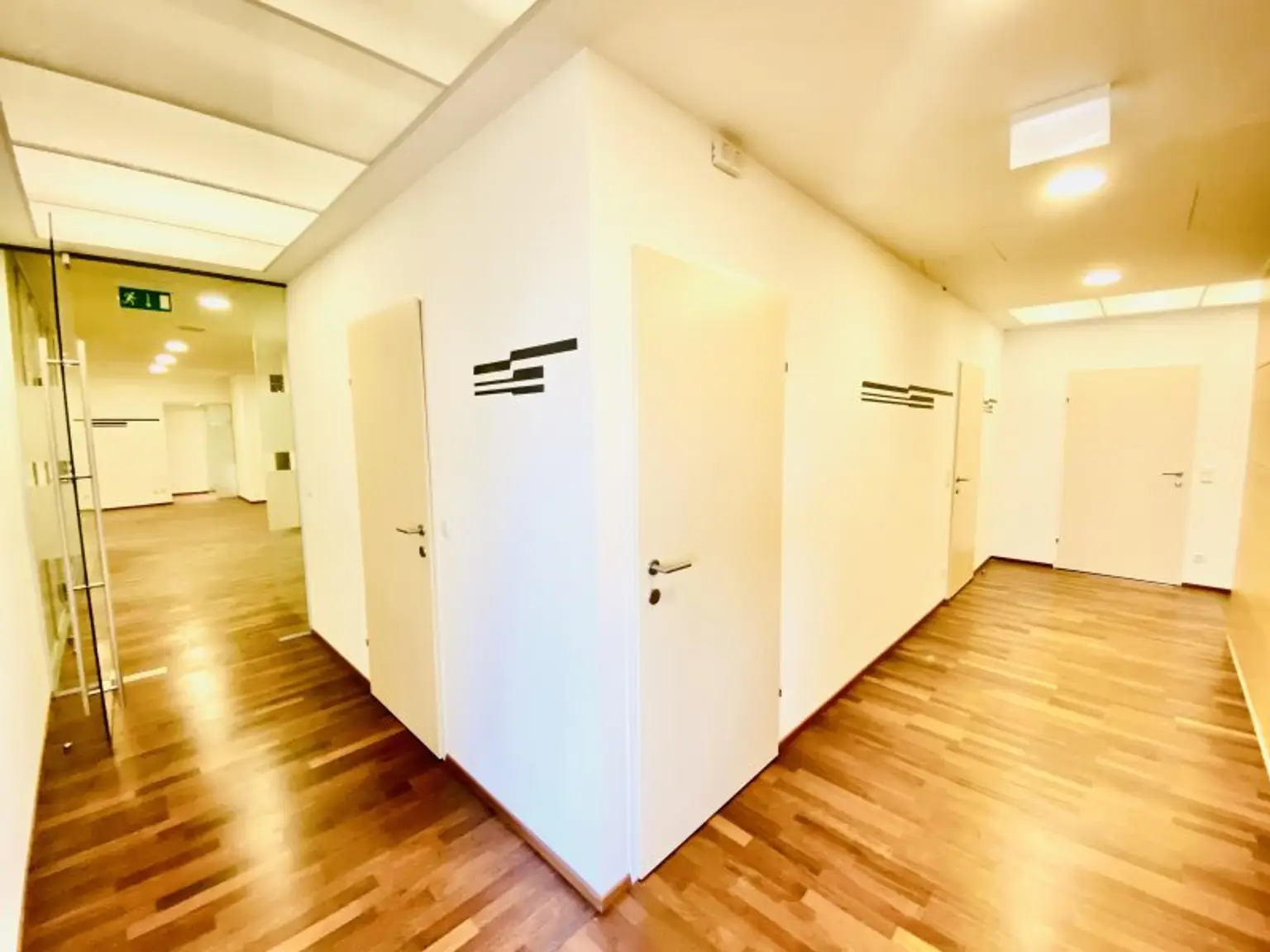 Büro/Praxisfläche- in exklusiver Lage zu vermieten