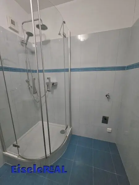 Tolle 3 Zimmer Wohnung – Balkon - Tiefgaragenplatz