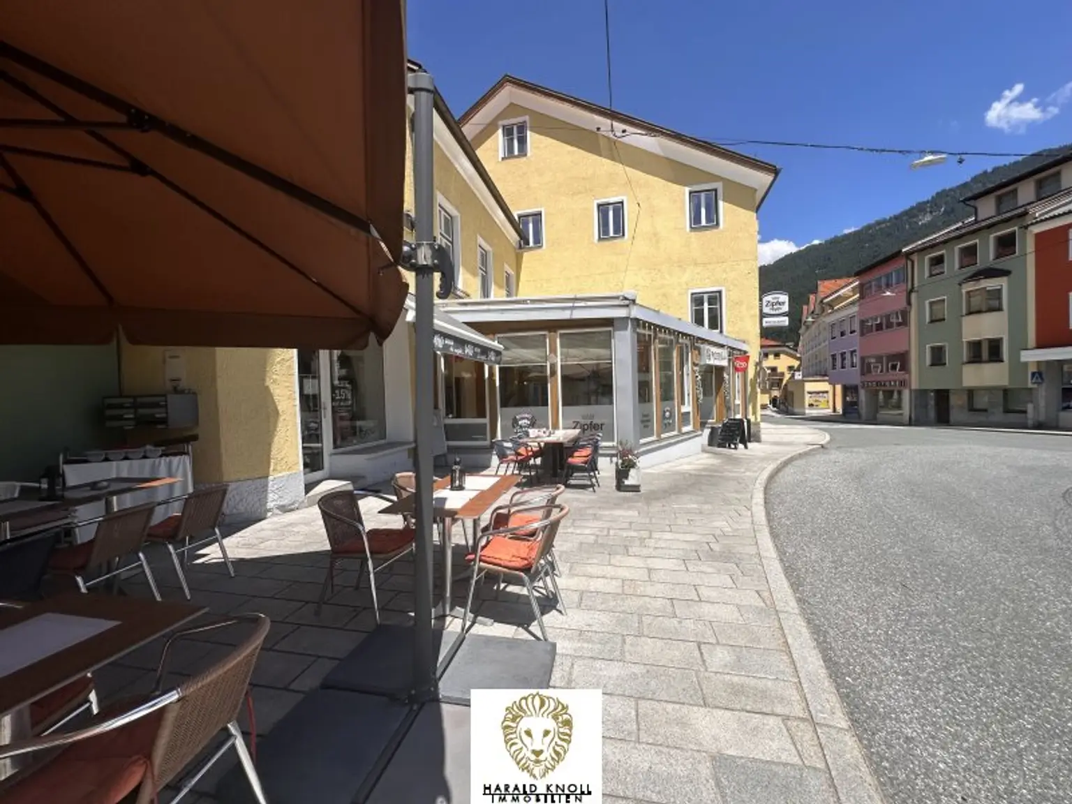 Wohn- und Geschäftsräumlichkeiten im Zentrum von Steinach am Brenner