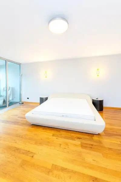 Möblierte Wohnung mit Balkon und Blick ins Grüne Nähe Karlskirche!!