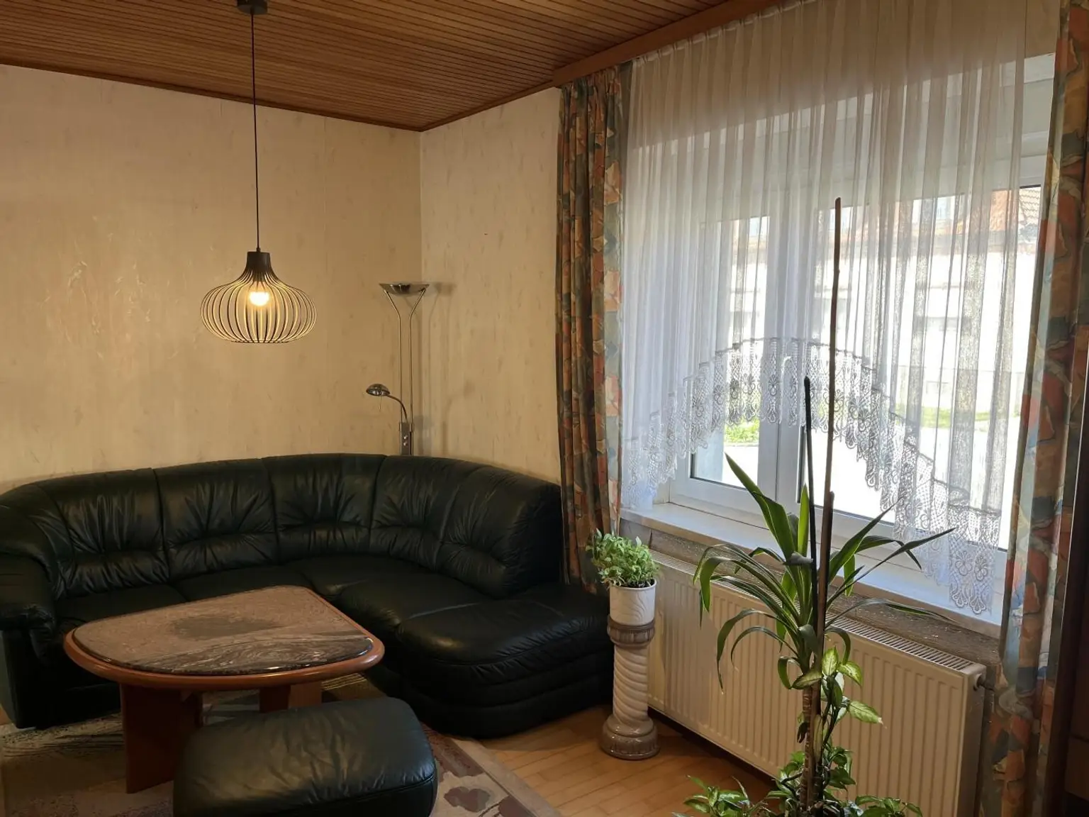 Wohnzimmer im OG ca