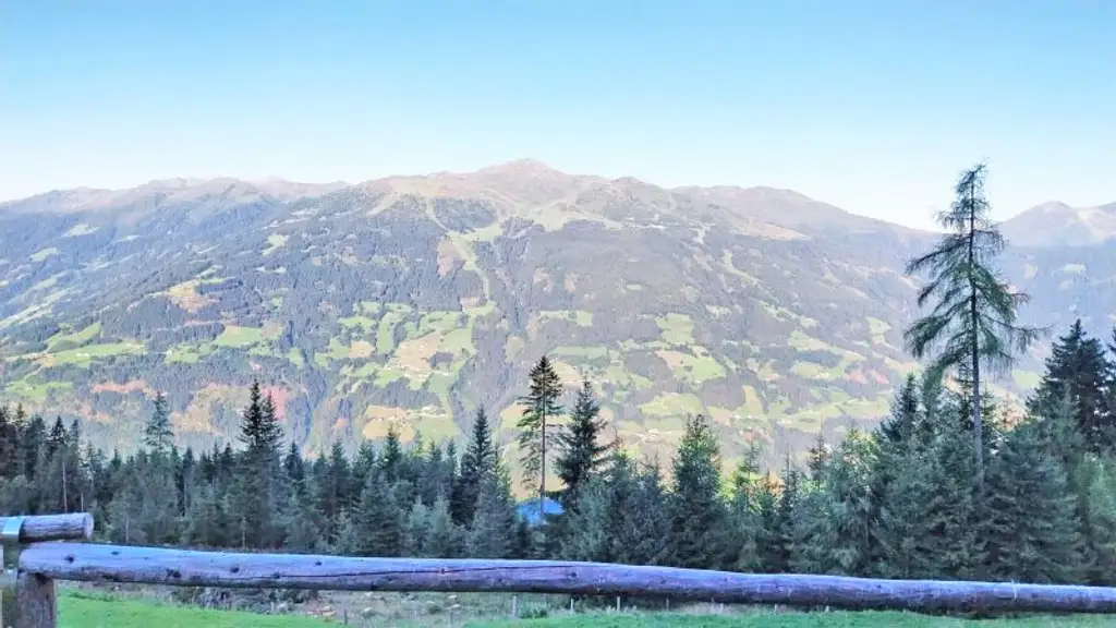 MIETE: ACHTUNG! Tiroler Almhütte mit FREIZEITWOHNSITZ auf 1700m