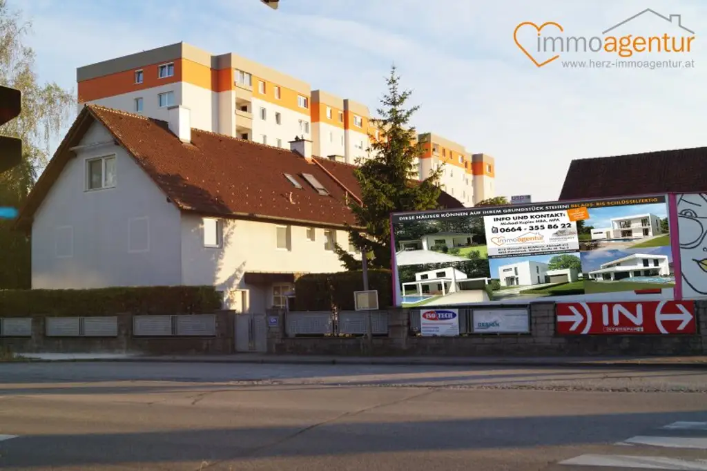 Traumwohnung  im EG in Wels mit Gartenfeeling, Loggia & Tiefgarage, sofort einziehen & wohlfühlen!
