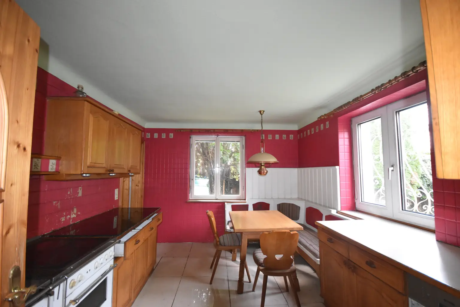 "LEOPOLDSKRON - Kleines gediegenes Einfamilienhaus mit uneinsehbaren Garten"